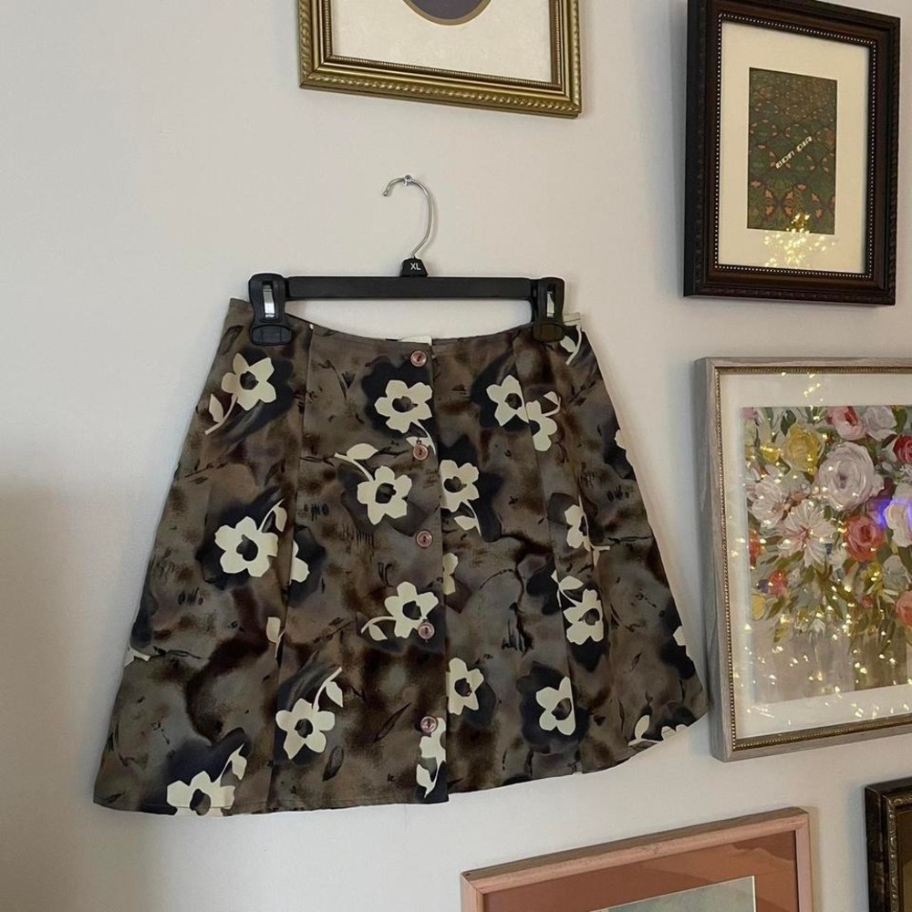 90's vintage brown and cream floral mini skirt